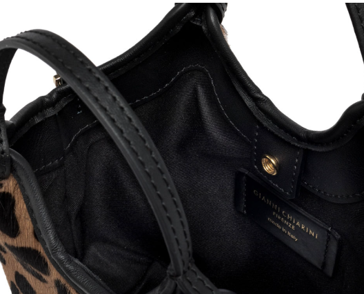 Gianni Chiarini Dua Cavallino Small Leo Gianni Chiarini Siena Interno