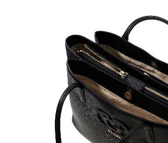 Guess_Shopper_Isola_Large_Falchini_Siena_Guess_Nero_Chiusura