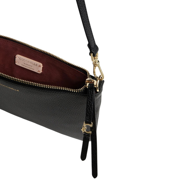 coccinelle_c_easy_mini_bag_porta_cellulare_pelle_liscia_nero_e5sha520101_falchini_siena_nero_interno