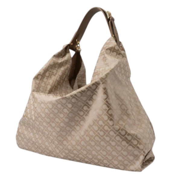 gherardini_amazzonia_large_borsa_spalla_softy_tessuto_leggero_hobo_monogram_2026_falchini_siena_creta_laterale