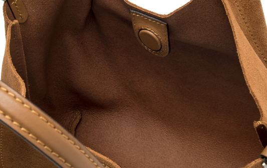 gianni_chiarini_dua_medium_suede_bag_camoscio_boho_luxury_aesthetic_hobo_tote_2026_falchini_siena_caramel_Interno