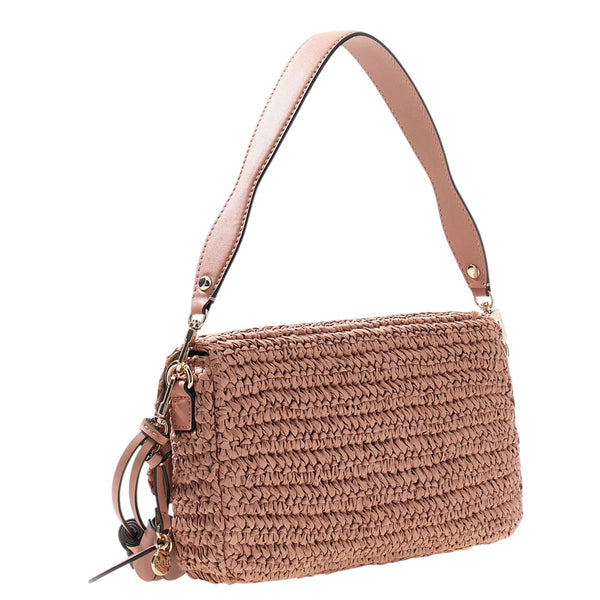 guess_ofelia_borsa_spalla_shoulder_bag_logomania_glam_chic_statement_bag_2026_falchini_siena_coral_pink_posteriore