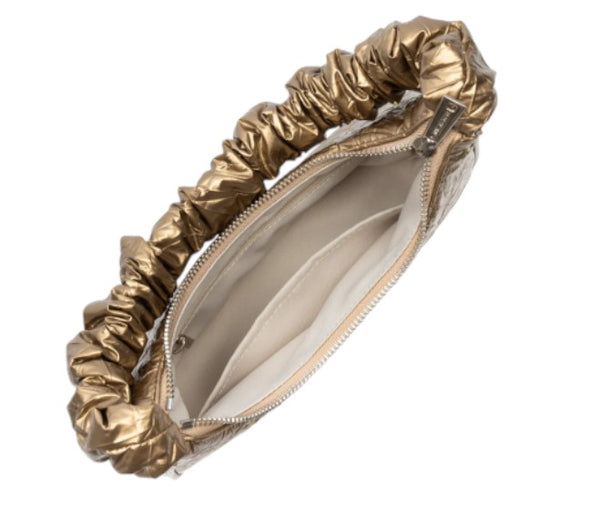 lancaster_chouchou_nacre_borsa_tracolla_pelle_iridescente_sconto_ai2025_falchini_siena_champagne_interno