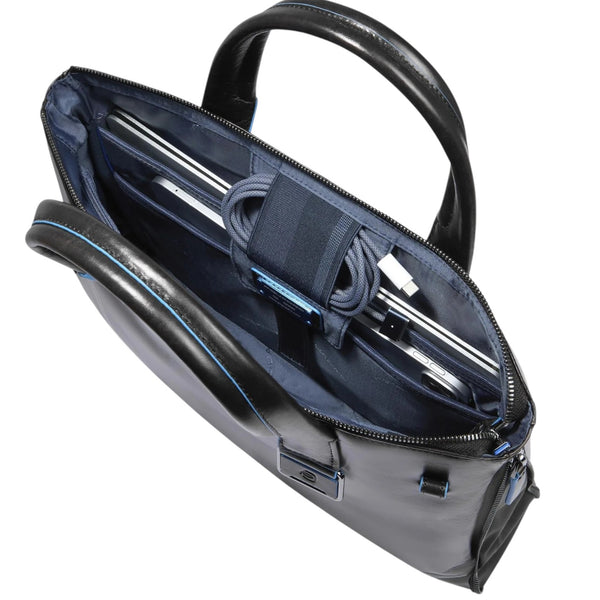 piquadro_blue_square_cartella_14_iconic_blue_rim_corporate_core_business_luxury_leather_2026_falchini_siena_nero_interno