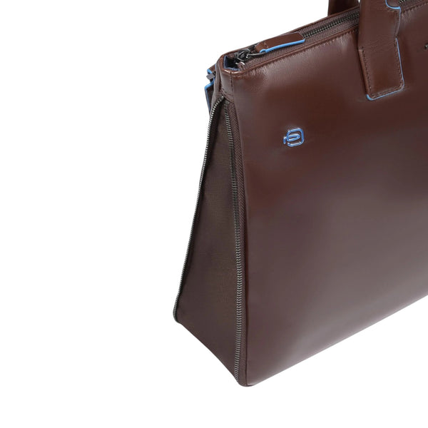 piquadro_blue_square_cartella_15.6_power_business_executive_luxury_briefcase_iconic_blue_2026_falchini_siena_marrone_espansione