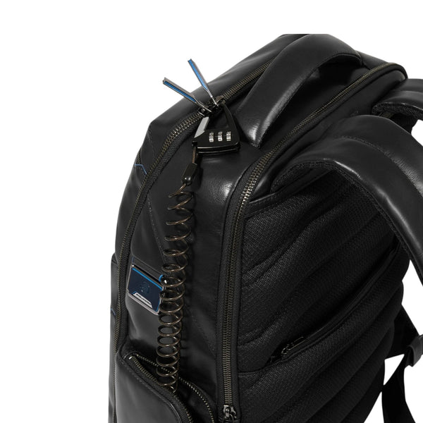 piquadro_blue_square_zaino_pelle_porta_pc_15_6_ca6592b2bm_business_backpack_luxury_2026_falchini_siena_blu_lucchetto