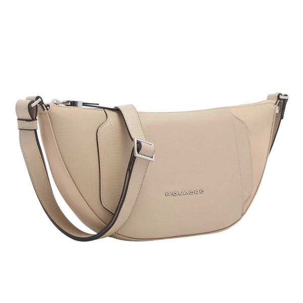 piquadro_circle_mezzaluna_small_it_bag_clean_girl_aesthetic_luxury_crossbody_2026_falchini_siena_beige_laterale_siena
