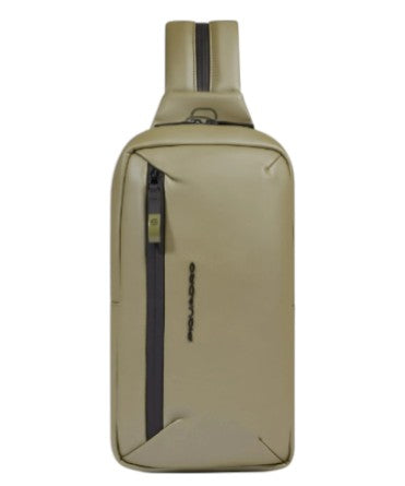 piquadro_corner20_monospalla_sling_bag_pelle_tech_urban_style_2026_falchini_siena_kaki_frontale
