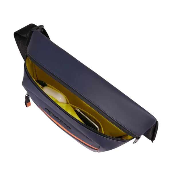 piquadro_corner_marsupio_crossbody_bag_urban_tech_utility_street_luxury_accessory_2026_falchini_siena_blu_interno