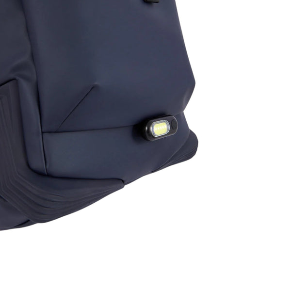 piquadro_corner_zaino_roll_top_15.6_urban_commuter_tech_backpack_minimalist_luxury_2026_falchini_siena_torcia