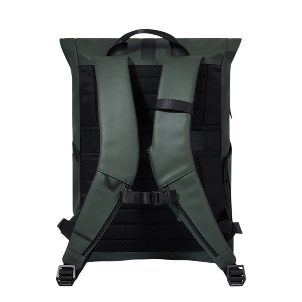 piquadro_corner_zaino_roll_top_15.6_urban_commuter_tech_backpack_minimalist_luxury_2026_falchini_siena_verde_posteriore