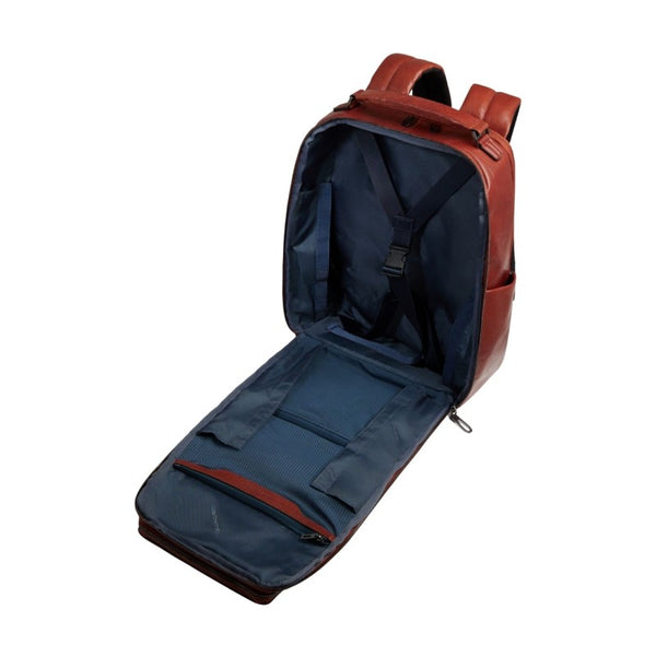 piquadro_solm_zaino_viaggio_14_tech_minimal_smart_backpack_commuting_2026_falchini_siena_terracotta_porta_abiti